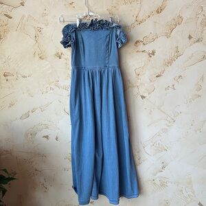 Periwinkle Off Shoulder Chambray Dress XS NWT Ruffle Smocked Back Pockets Denim